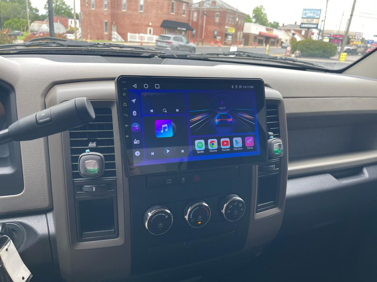 RAM 1500 2WD Reg Cab 120.5" Sport 2012