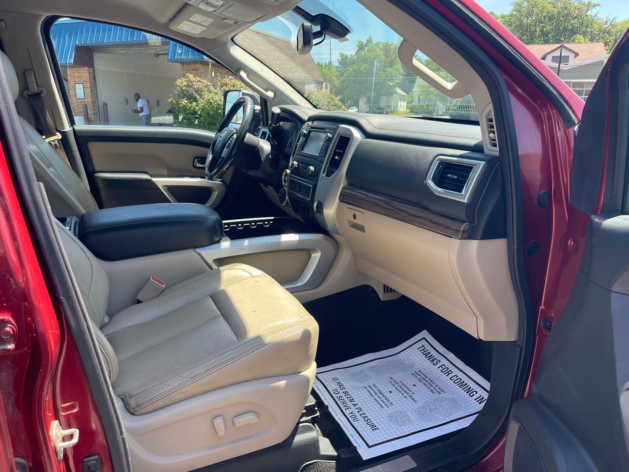Nissan Titan XD 4WD Crew Cab SV Diesel 2016