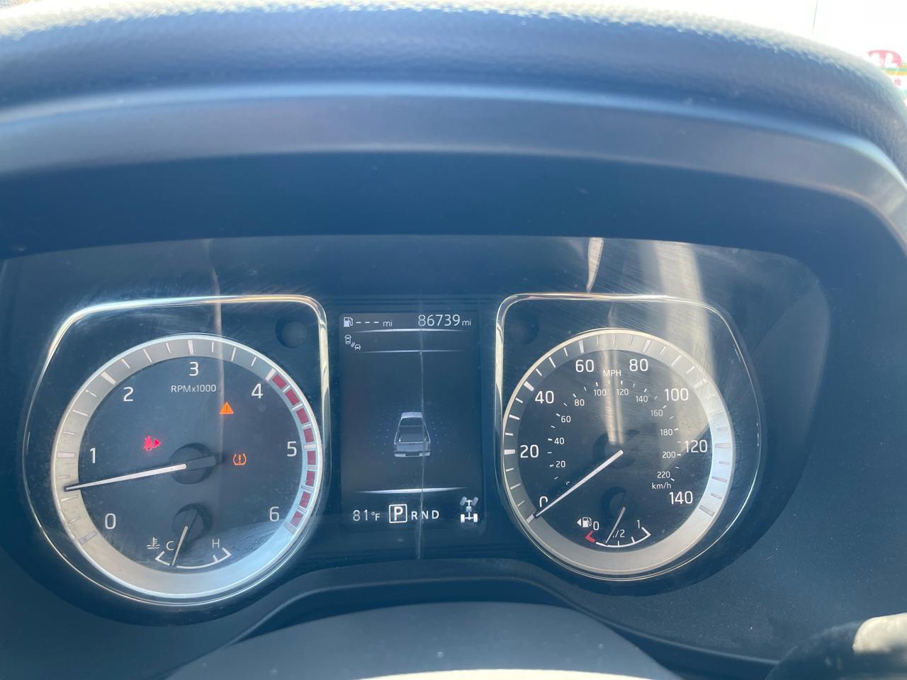 Nissan Titan XD 4WD Crew Cab SV Diesel 2016
