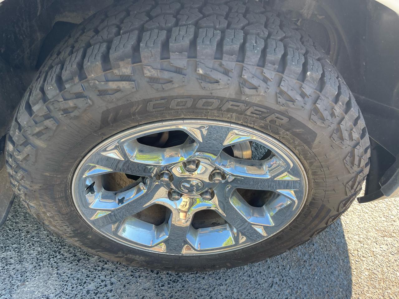 RAM 1500 Laramie Crew Cab SWB 4WD 2017