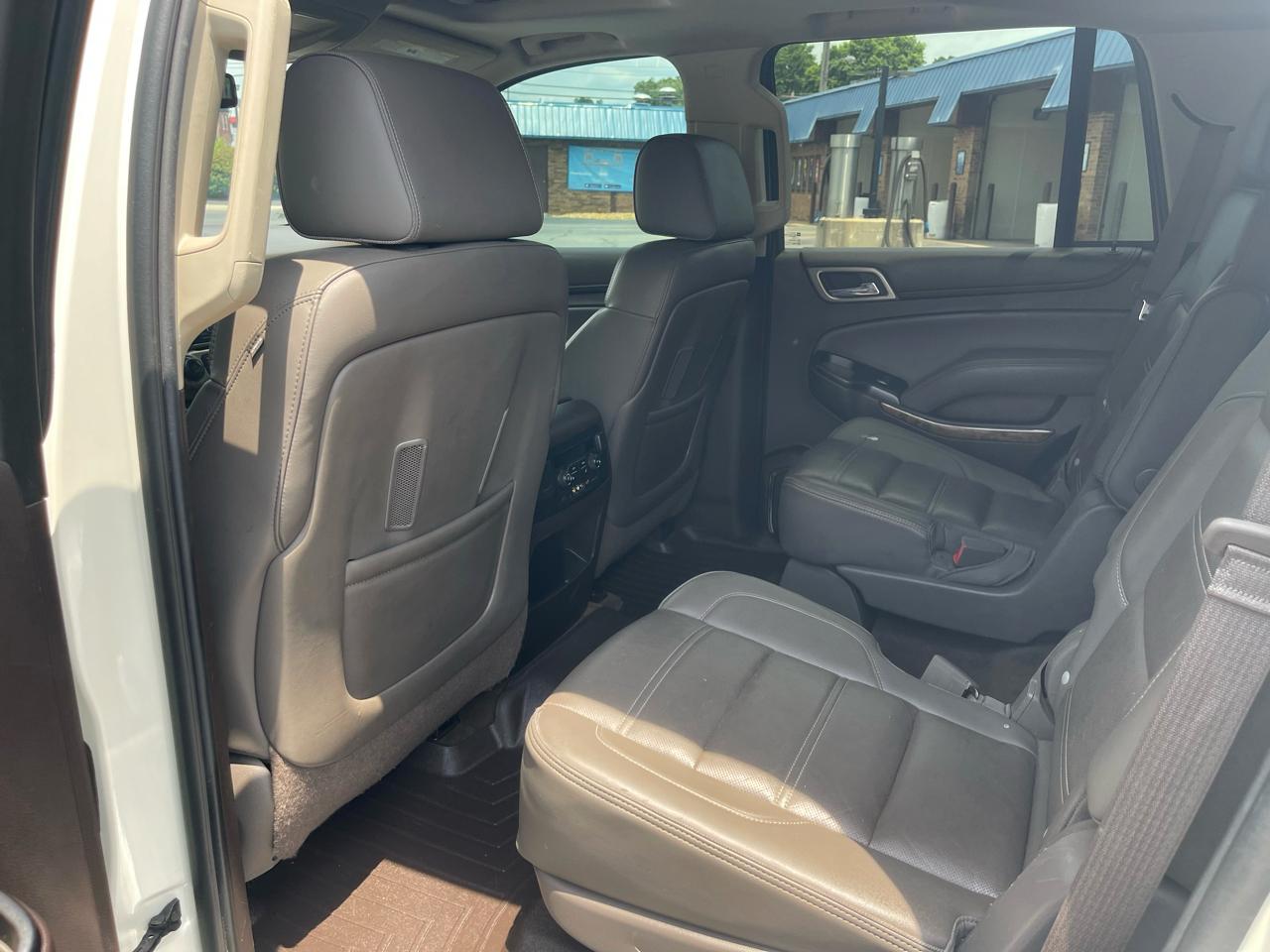 GMC Yukon Denali 4WD 2015
