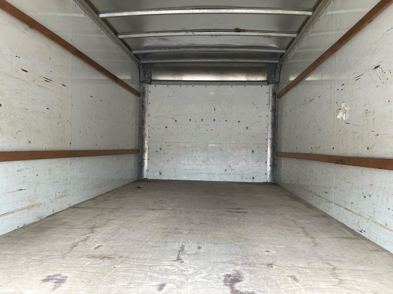 GMC Savana G3500 177 in. 2017