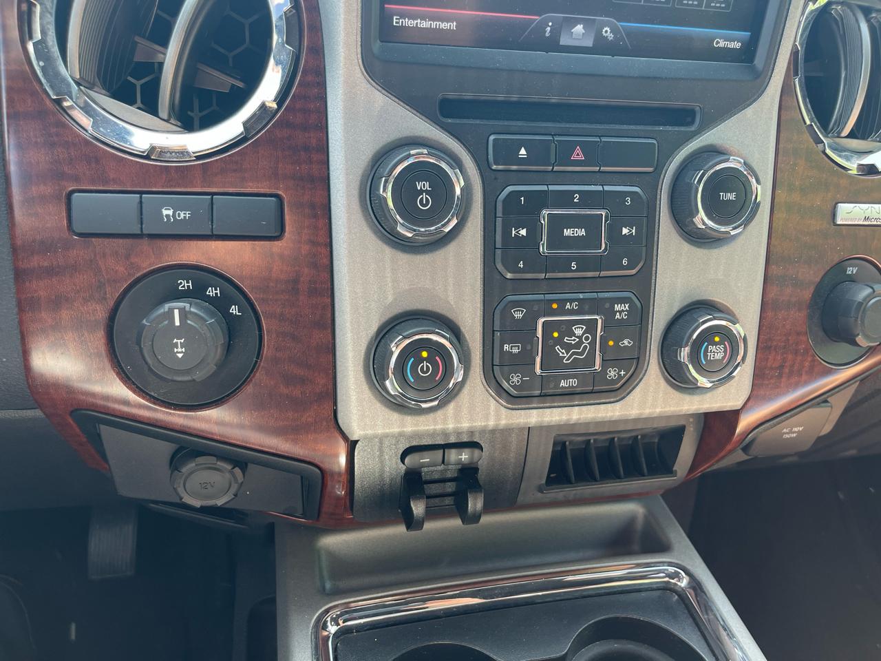 Ford F-350 SD King Ranch Crew Cab Long Bed 4WD 2014