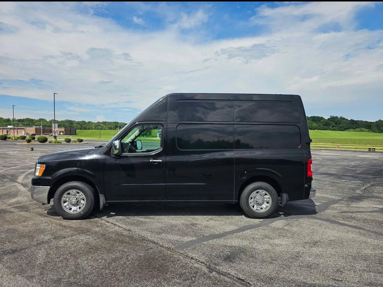 Nissan NV Cargo 3500 HD S High Roof 2019