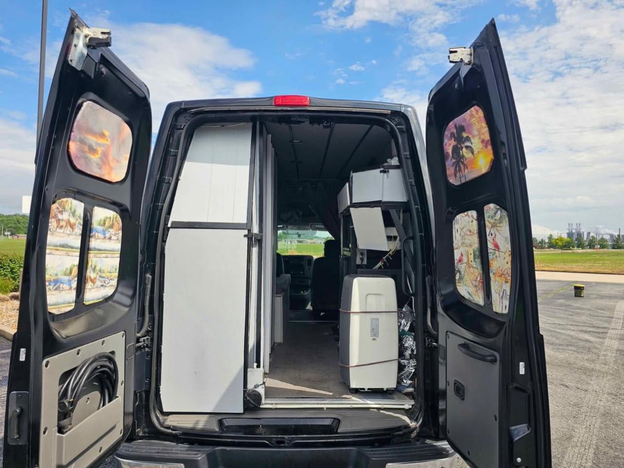 Nissan NV Cargo 3500 HD S High Roof 2019