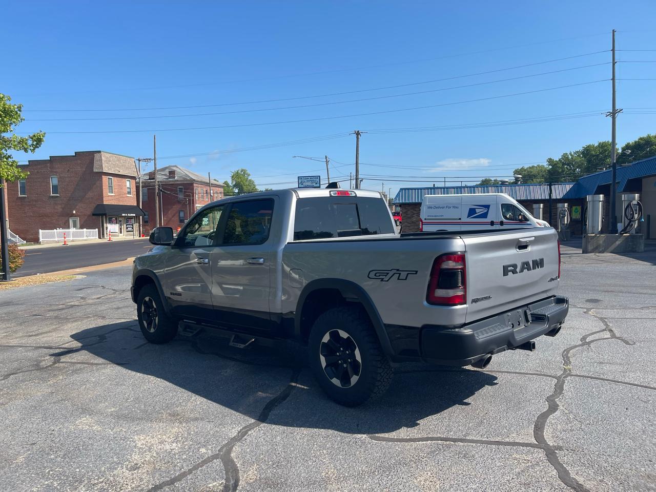 RAM 1500 4WD Crew Cab 140.5" Rebel 2022