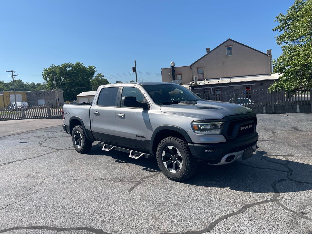 RAM 1500 4WD Crew Cab 140.5" Rebel 2022