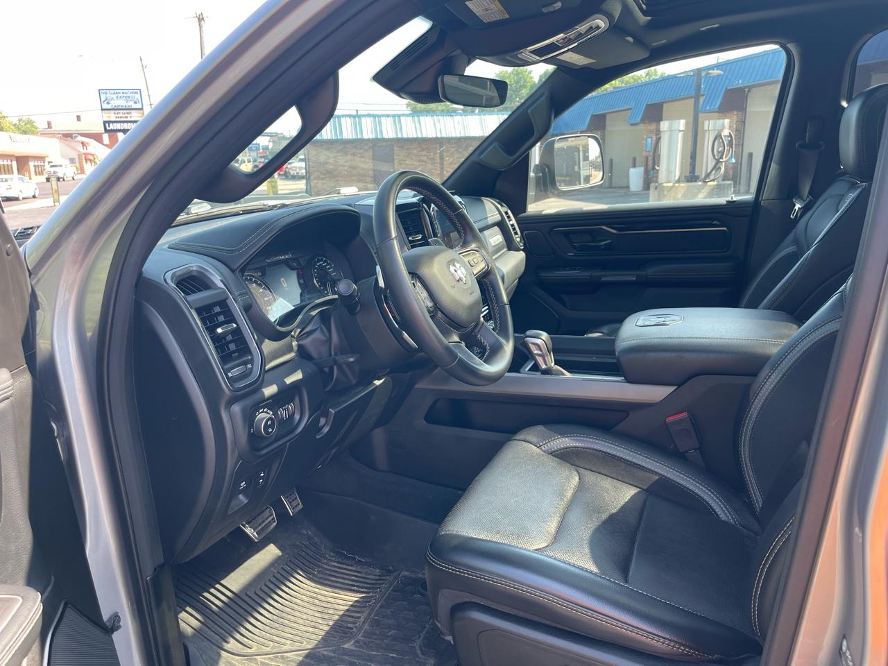 RAM 1500 4WD Crew Cab 140.5" Rebel 2022