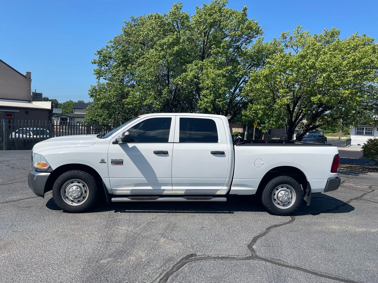 RAM 2500 2WD Crew Cab 169" Tradesman 2011