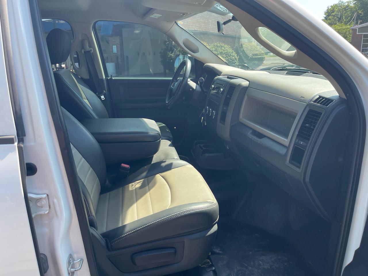 RAM 2500 2WD Crew Cab 169" Tradesman 2011