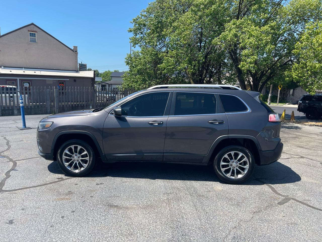 Jeep Cherokee Latitude Plus FWD 2019