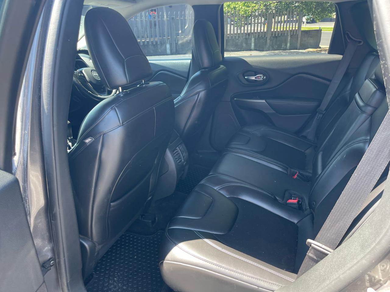 Jeep Cherokee Latitude Plus FWD 2019
