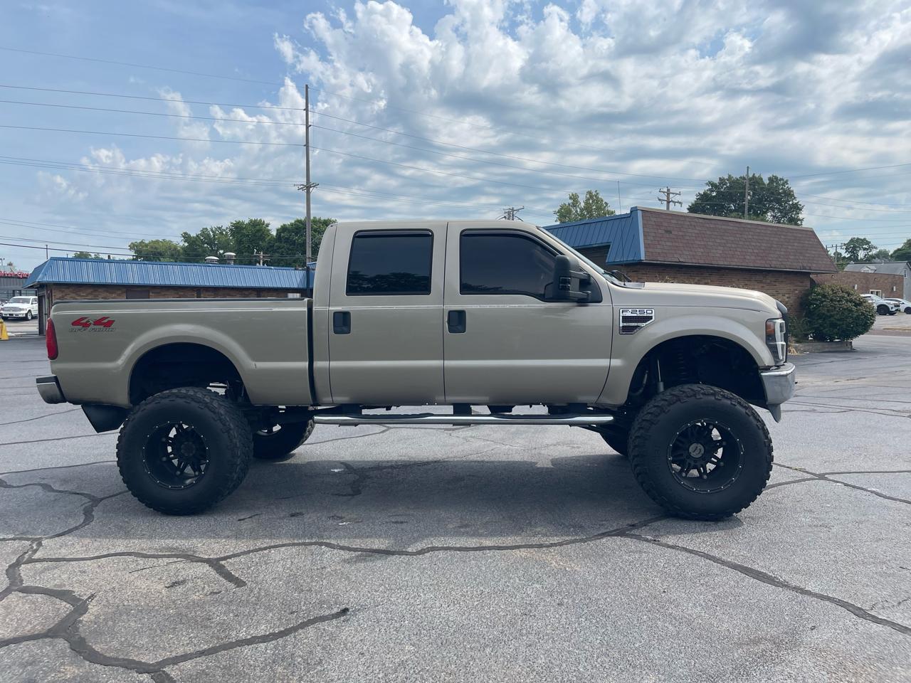 Ford F-250 SD XLT Crew Cab Long Bed 4WD 2008