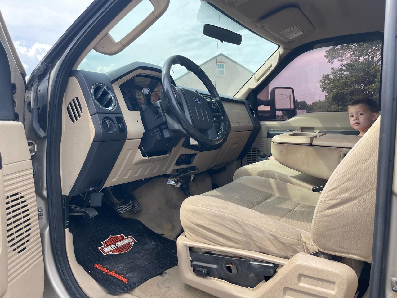 Ford F-250 SD XLT Crew Cab Long Bed 4WD 2008