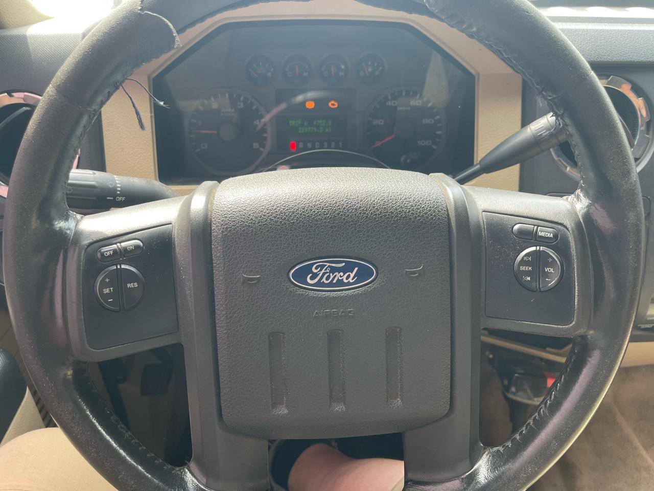 Ford F-250 SD XLT Crew Cab Long Bed 4WD 2008