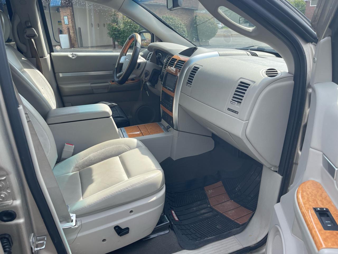 Chrysler Aspen Limited 4WD 2008