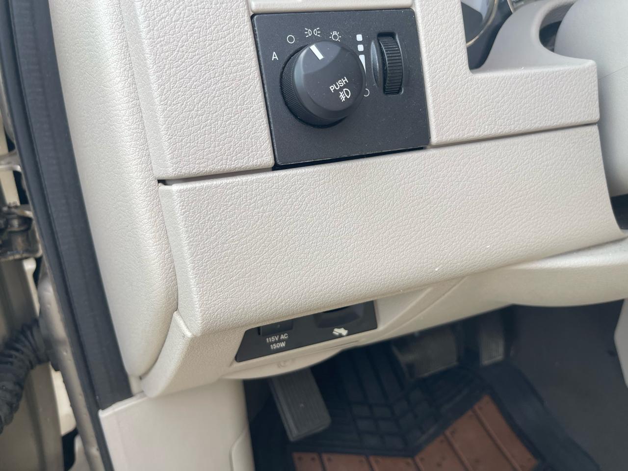 Chrysler Aspen Limited 4WD 2008
