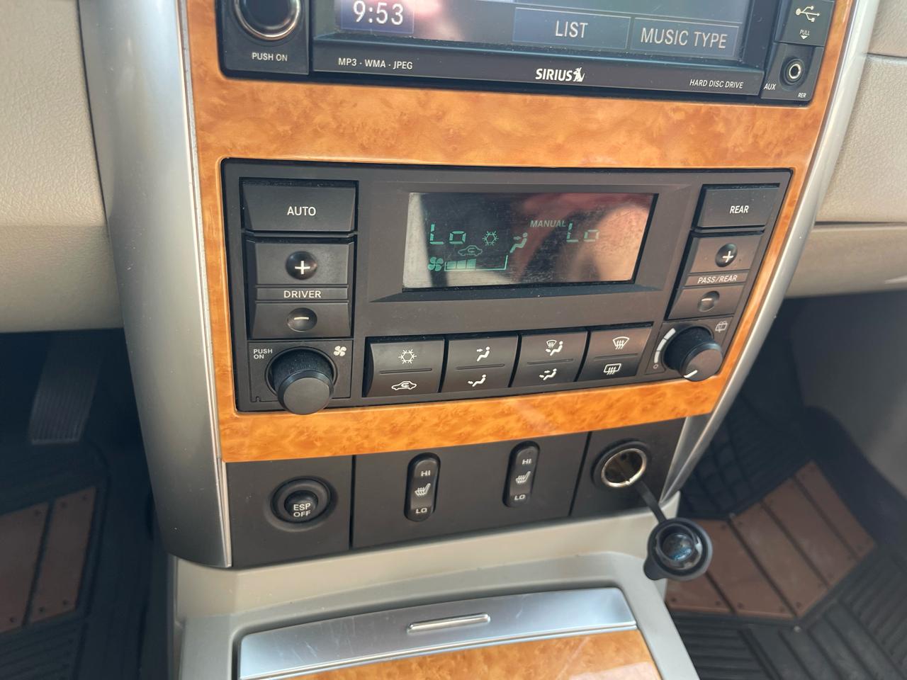 Chrysler Aspen Limited 4WD 2008