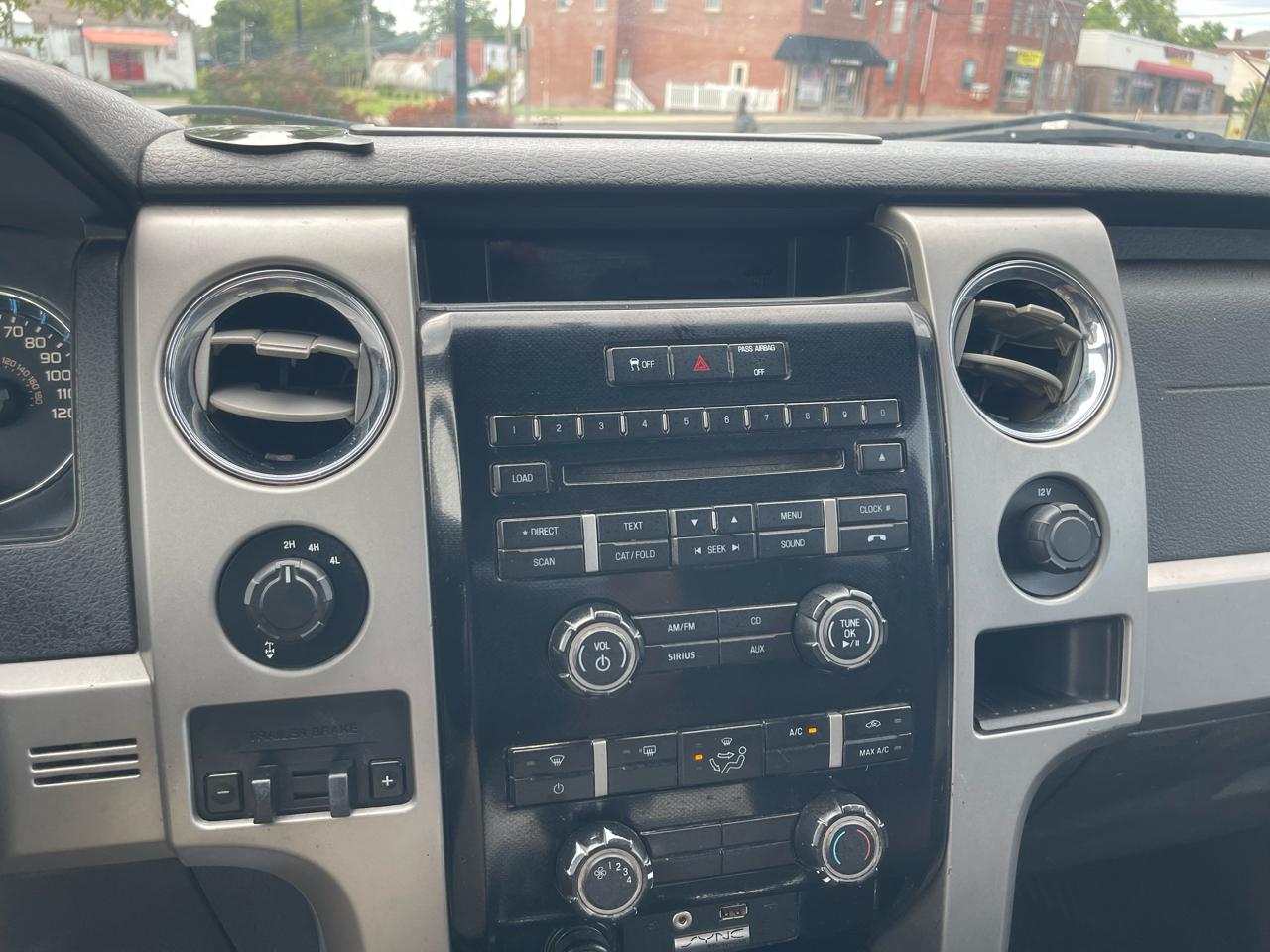 Ford F-150 4WD SuperCrew 139" FX4 2011