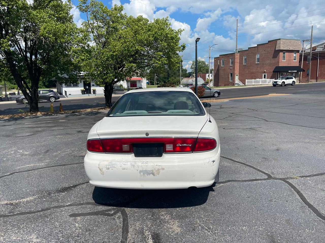 Buick Century Sedan 2005