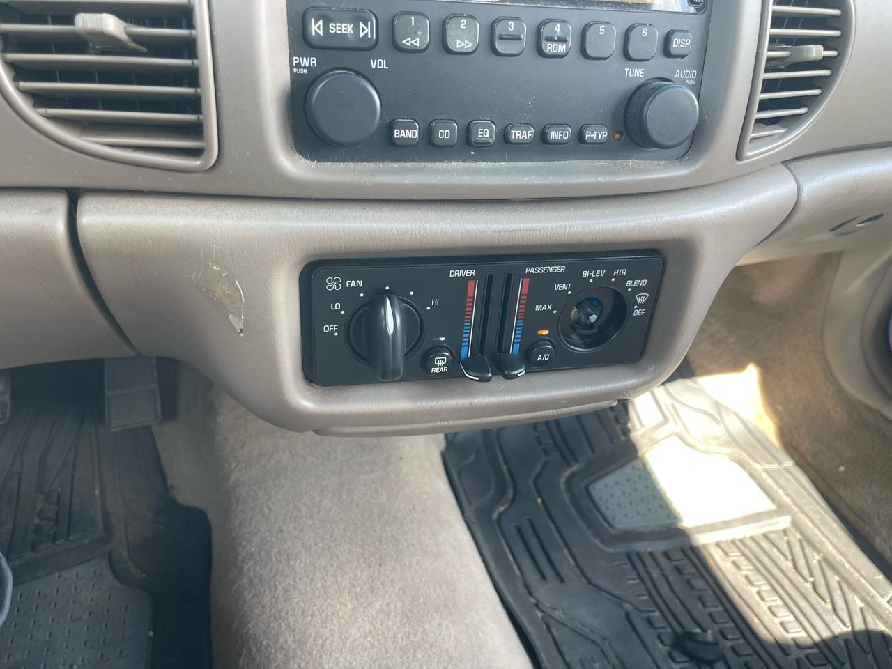 Buick Century Sedan 2005