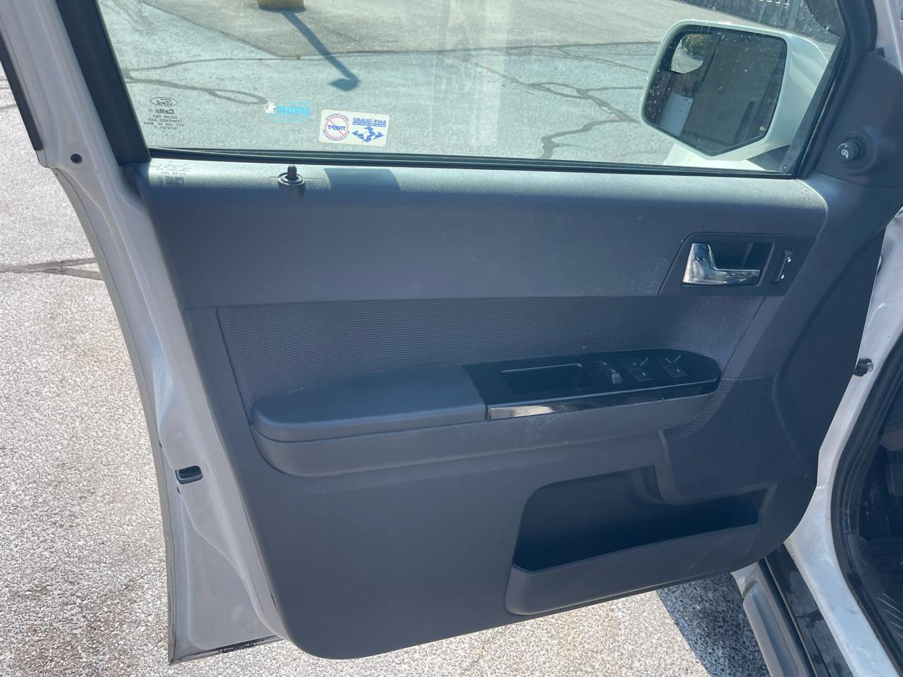Ford Escape Limited FWD 2012