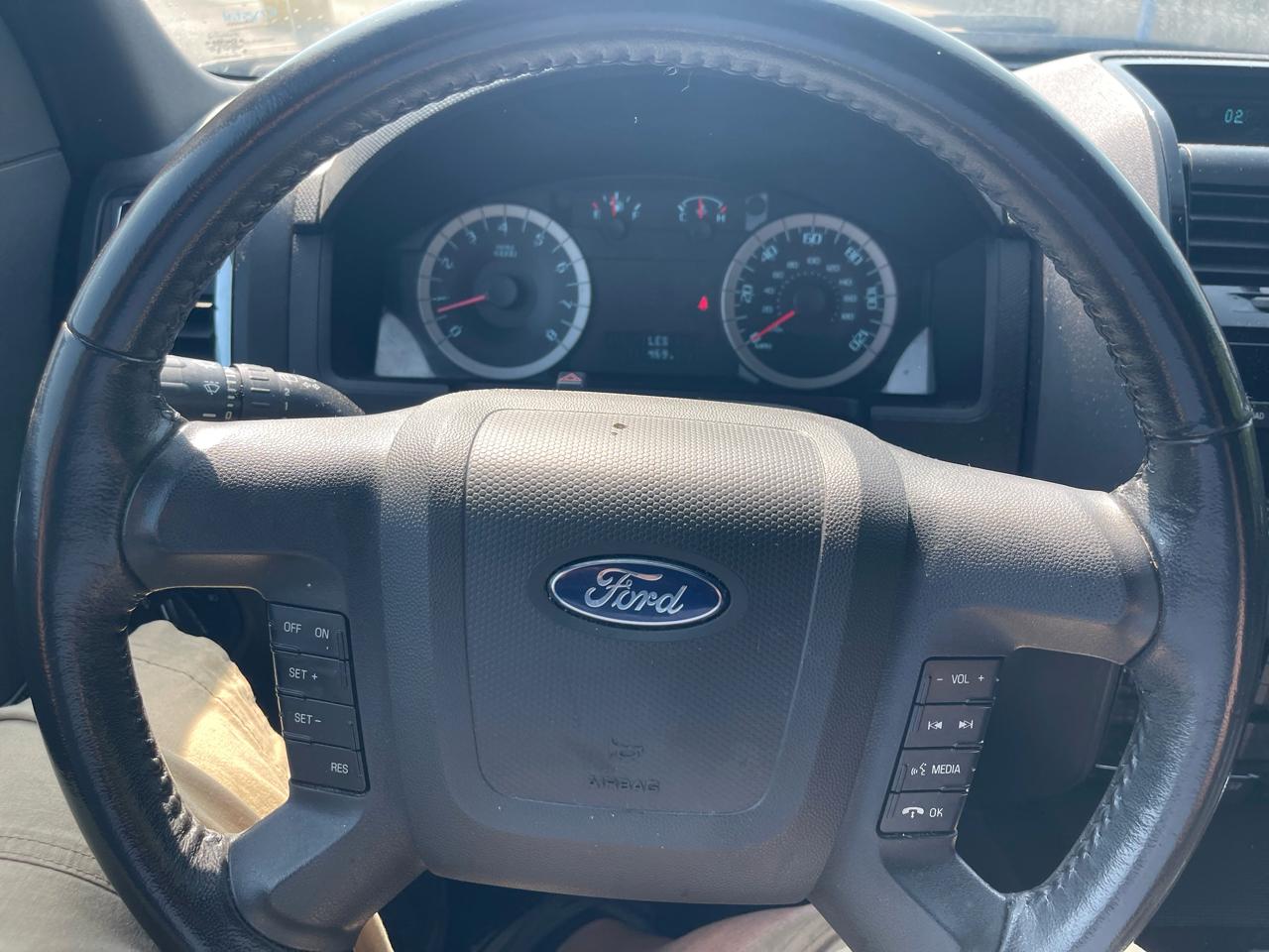Ford Escape Limited FWD 2012