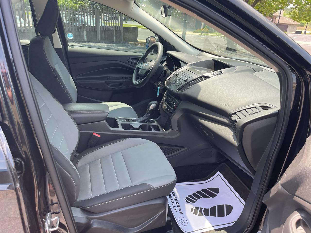Ford Escape S FWD 2019