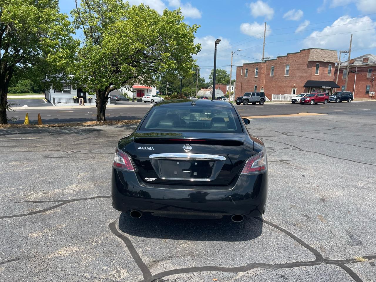 Nissan Maxima SV 2014