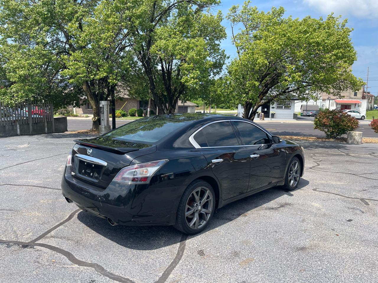 Nissan Maxima SV 2014