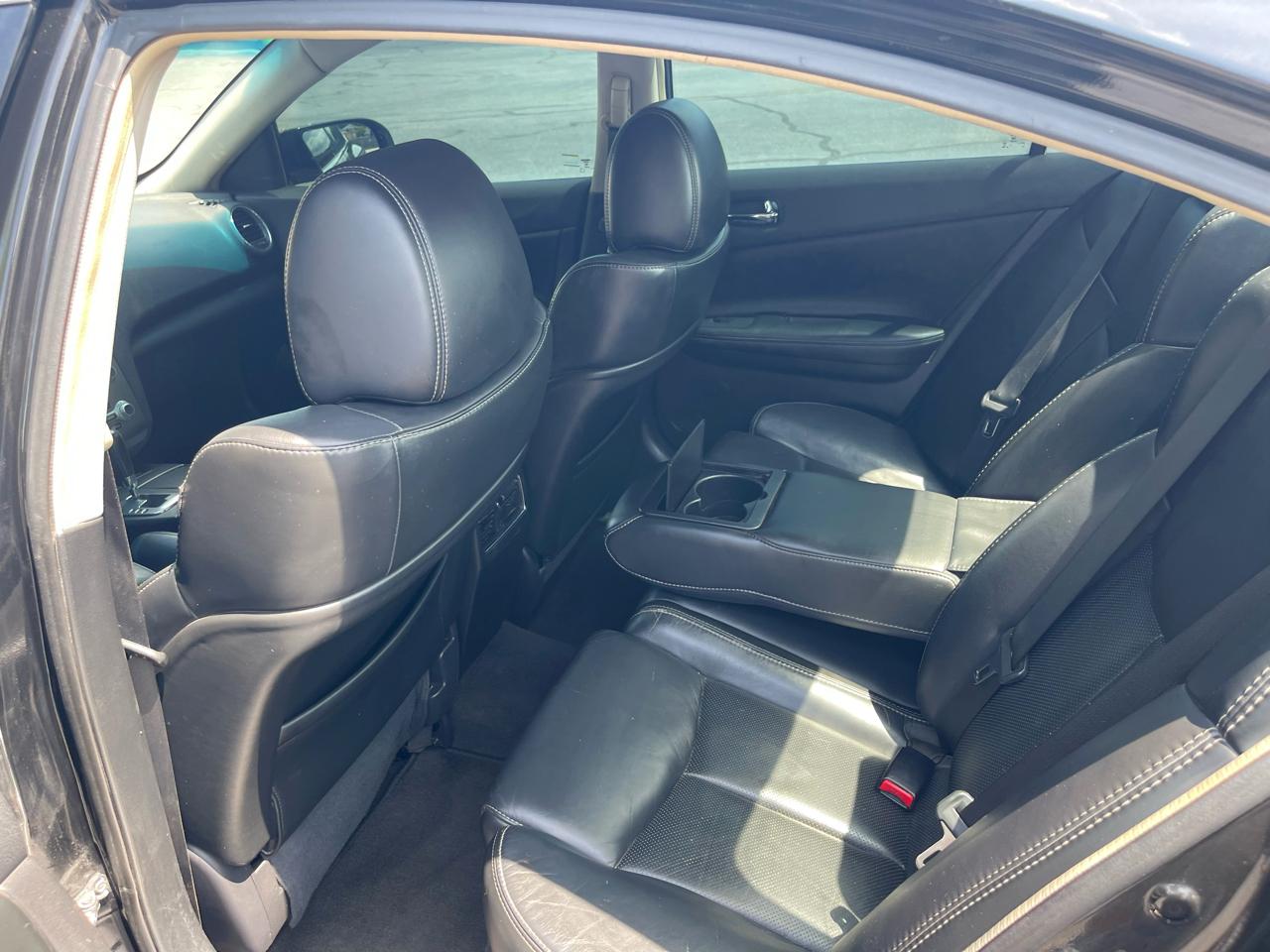 Nissan Maxima SV 2014