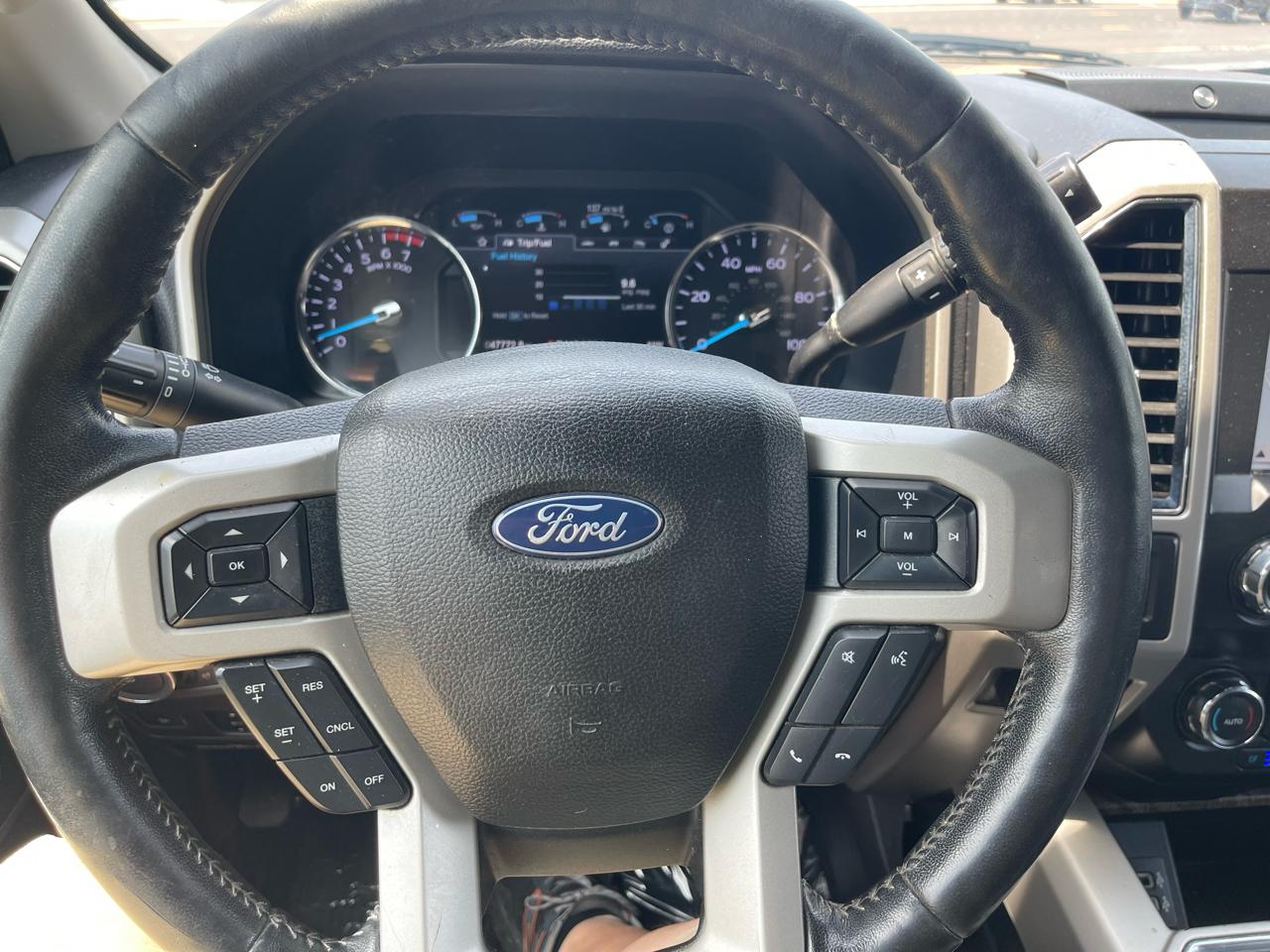 Ford F-250 SD Lariat Crew Cab 4WD 2019