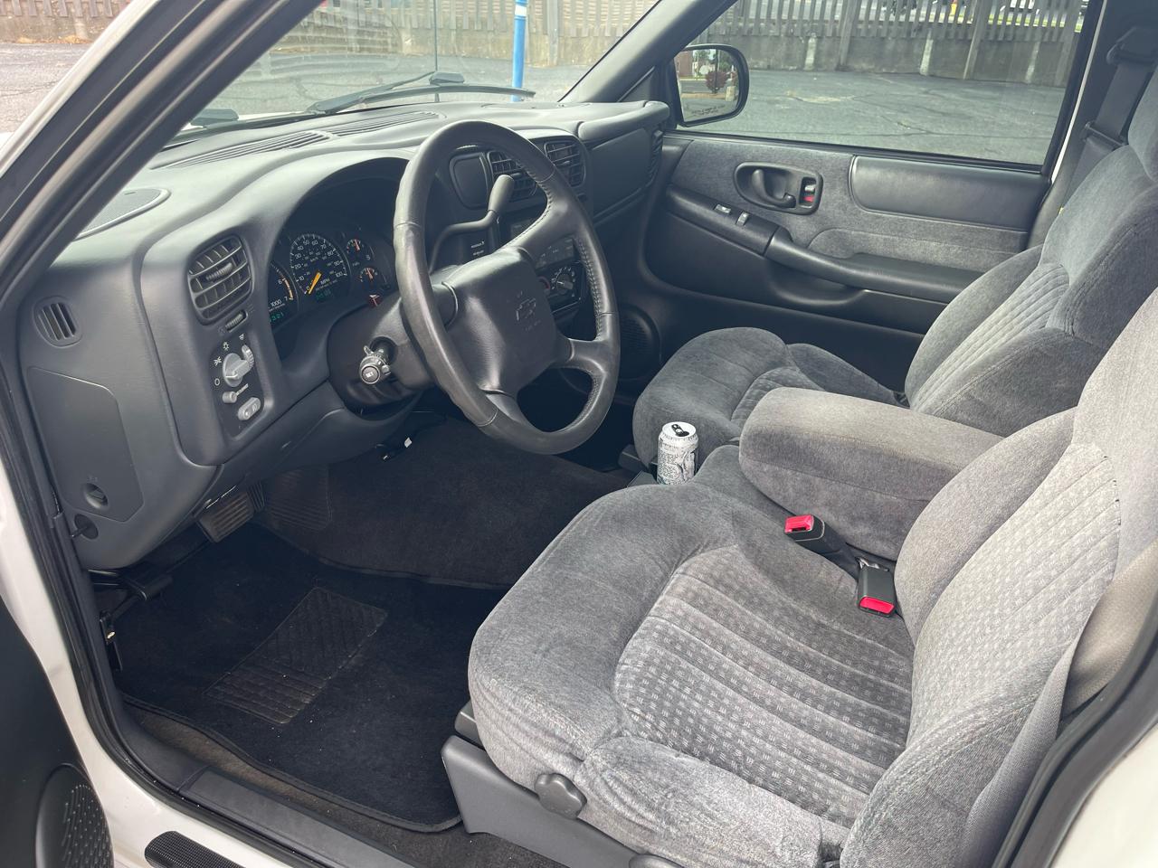 Chevrolet S10 Pickup 2WD LS 2000
