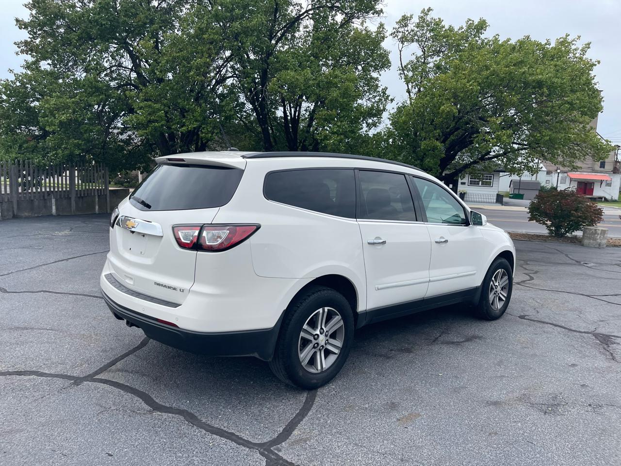 Chevrolet Traverse 1LT FWD 2015