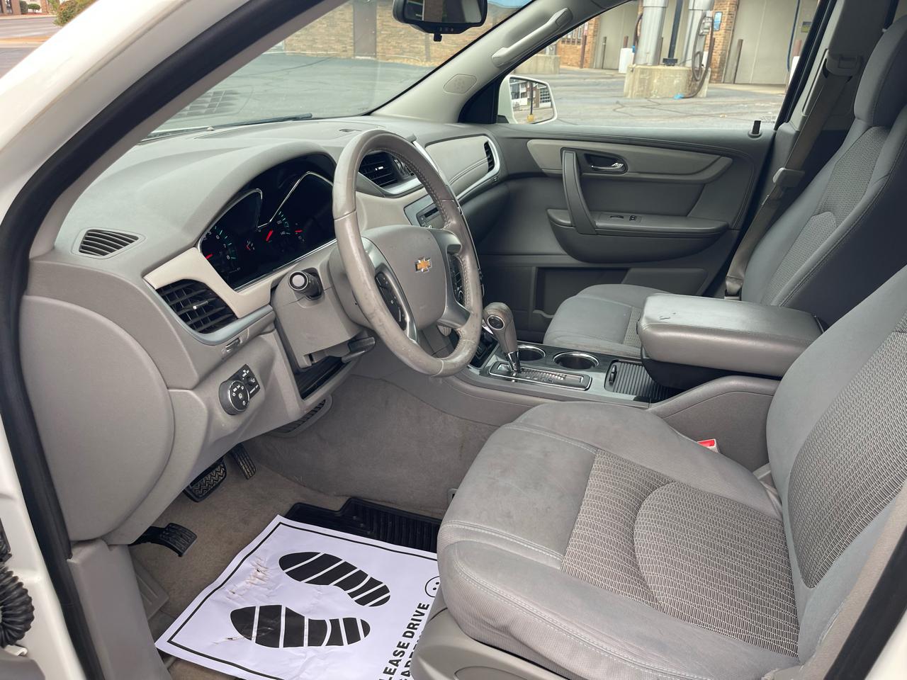 Chevrolet Traverse 1LT FWD 2015