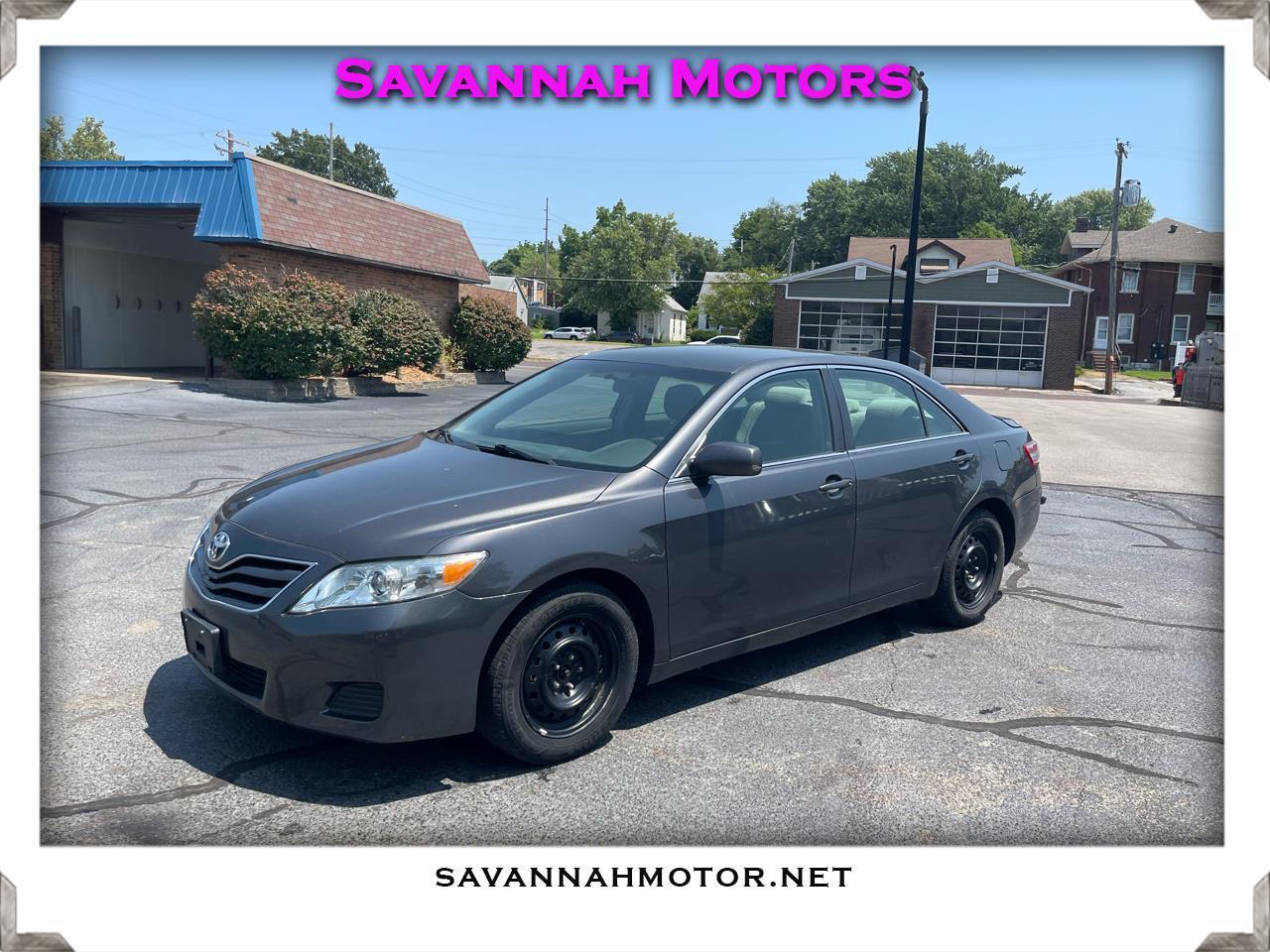 Toyota Camry 4dr Sdn LE Auto 2010
