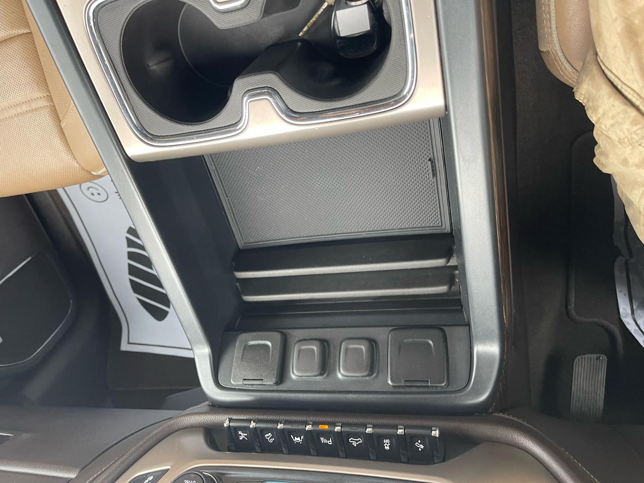 GMC Sierra 1500 Denali Crew Cab Short Box 4WD 2017