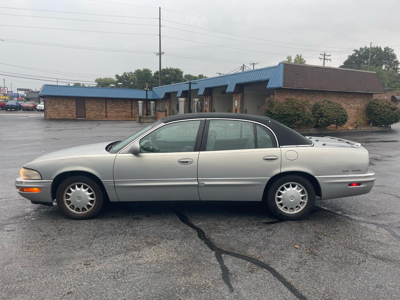 Buick Park Avenue Sedan 1998