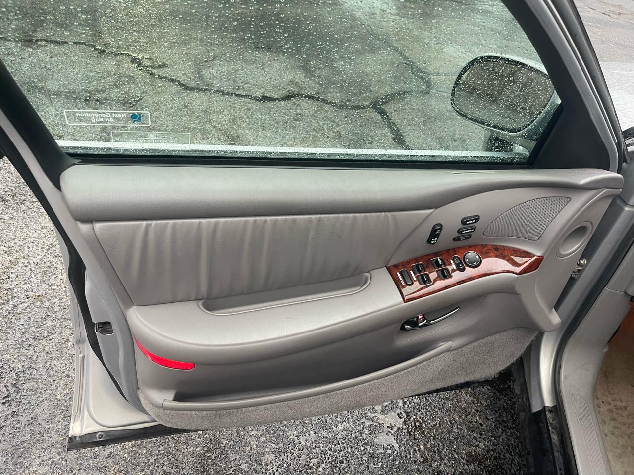 Buick Park Avenue Sedan 1998