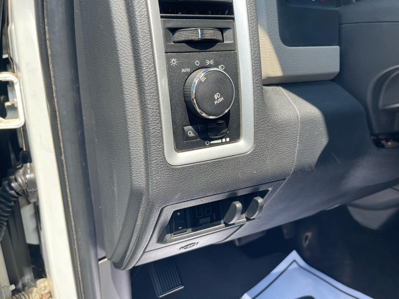 RAM 2500 4WD Crew Cab 149" SLT 2011