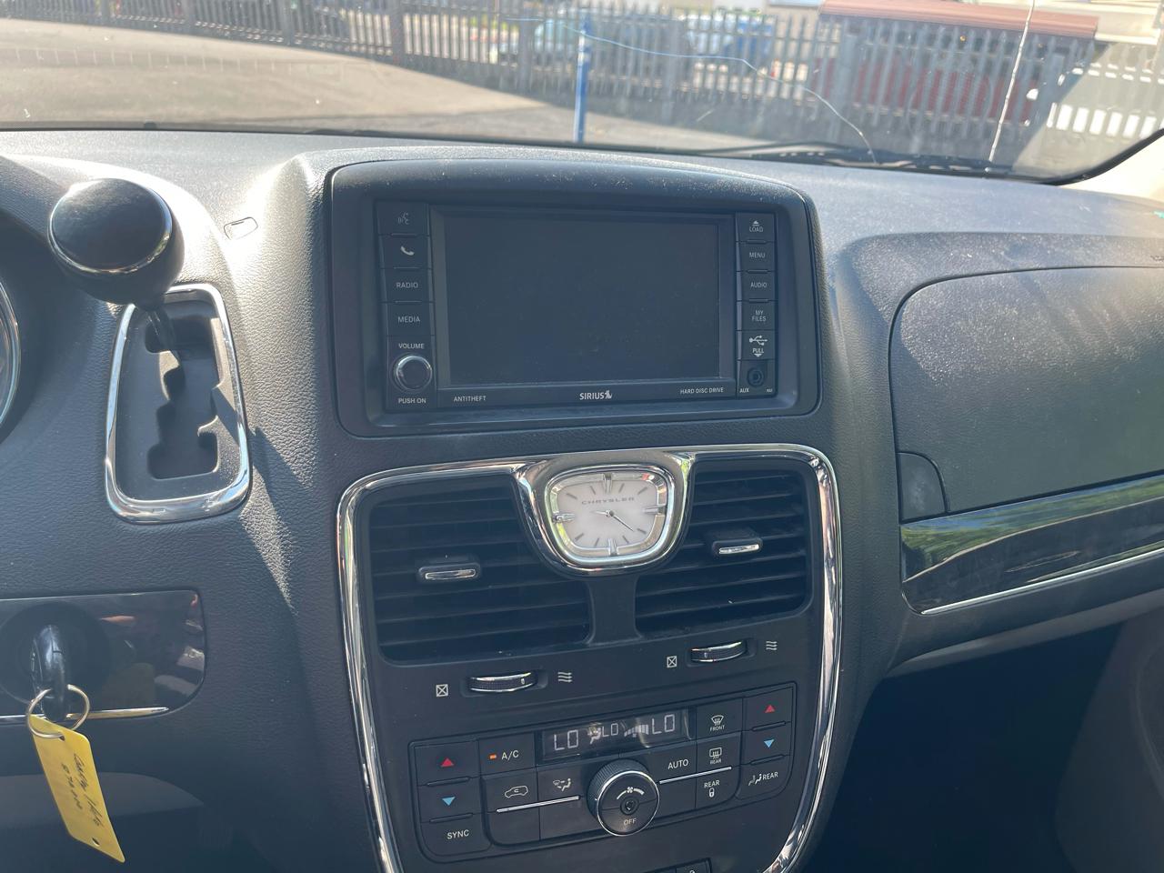 Chrysler Town & Country Touring 2014