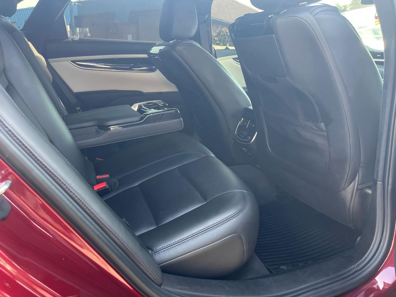 Cadillac XTS Platinum AWD 2016