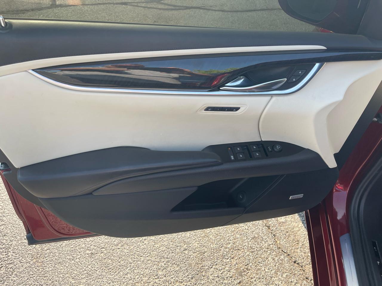 Cadillac XTS Platinum AWD 2016