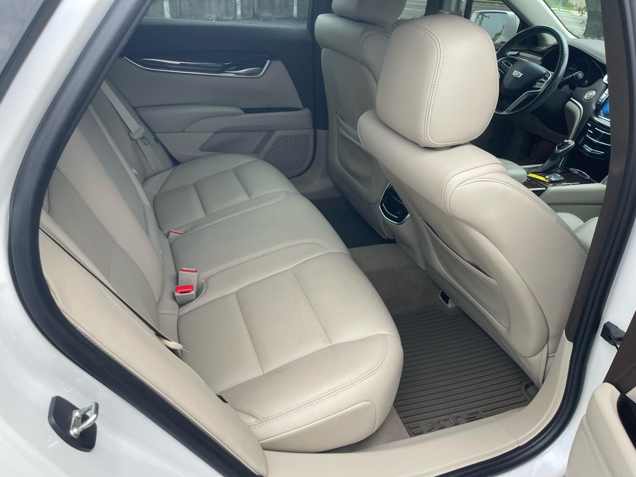 Cadillac XTS Luxury FWD 2016