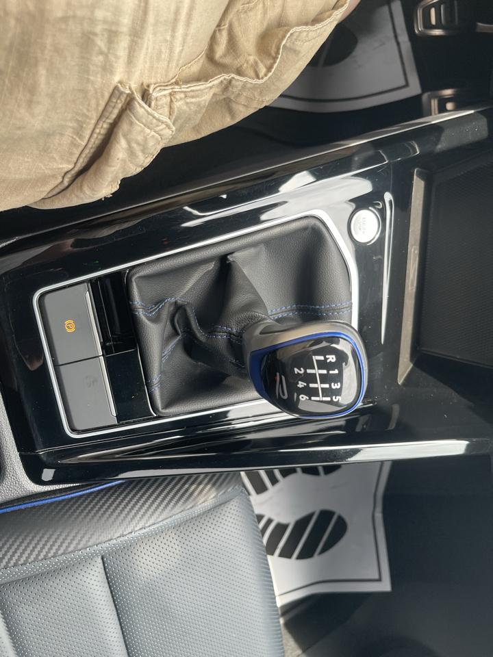 Volkswagen Golf R 20th Anniversary Edition 6M 2023