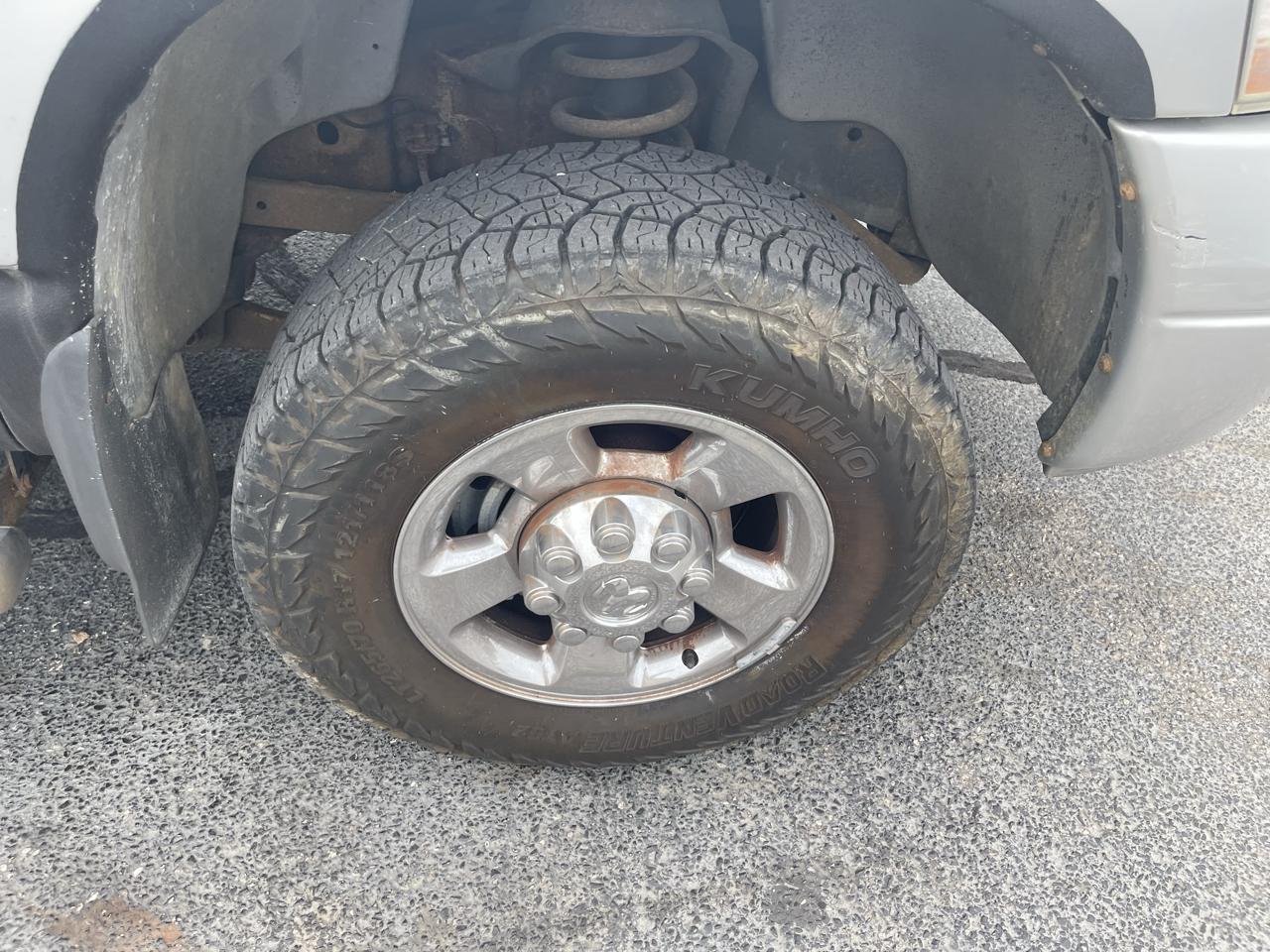 Dodge Ram 2500 Laramie Mega Cab 4WD 2006