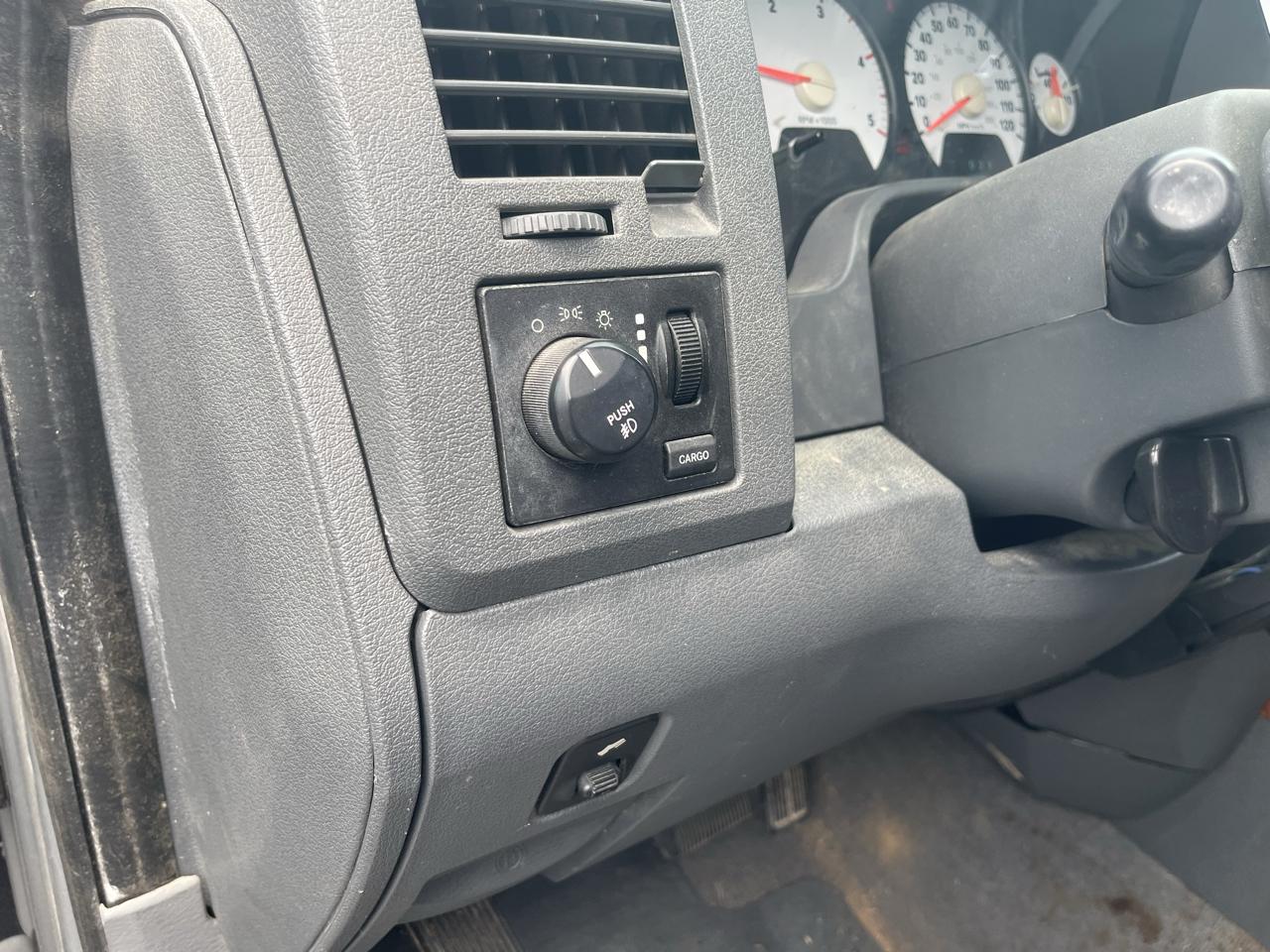 Dodge Ram 2500 Laramie Mega Cab 4WD 2006