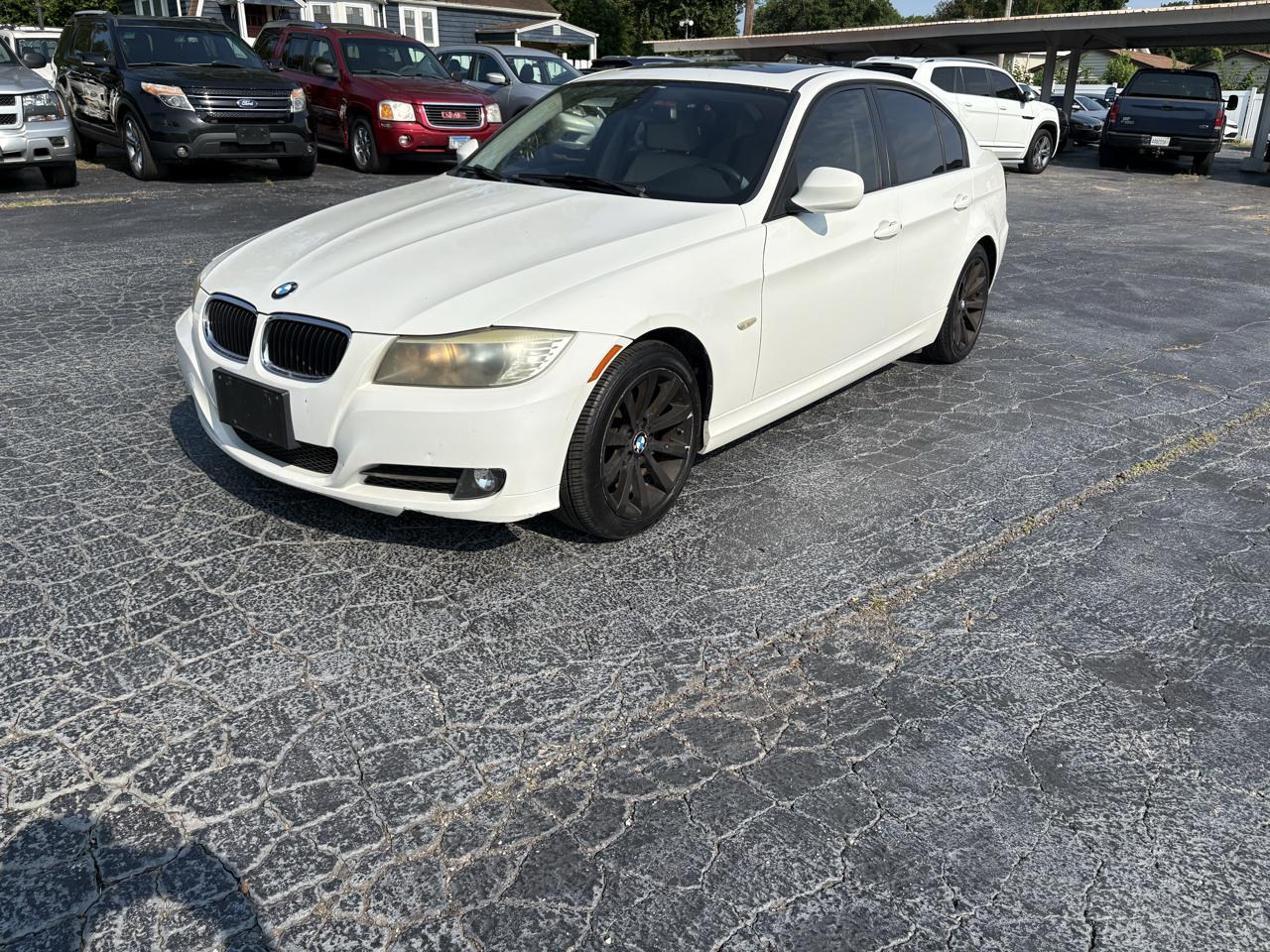 BMW 3-Series 328i 2011