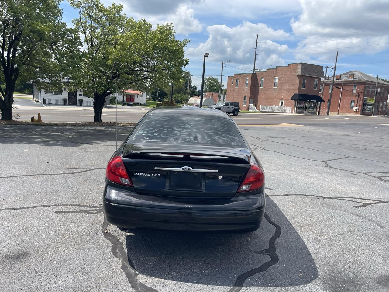 Ford Taurus SES 2003