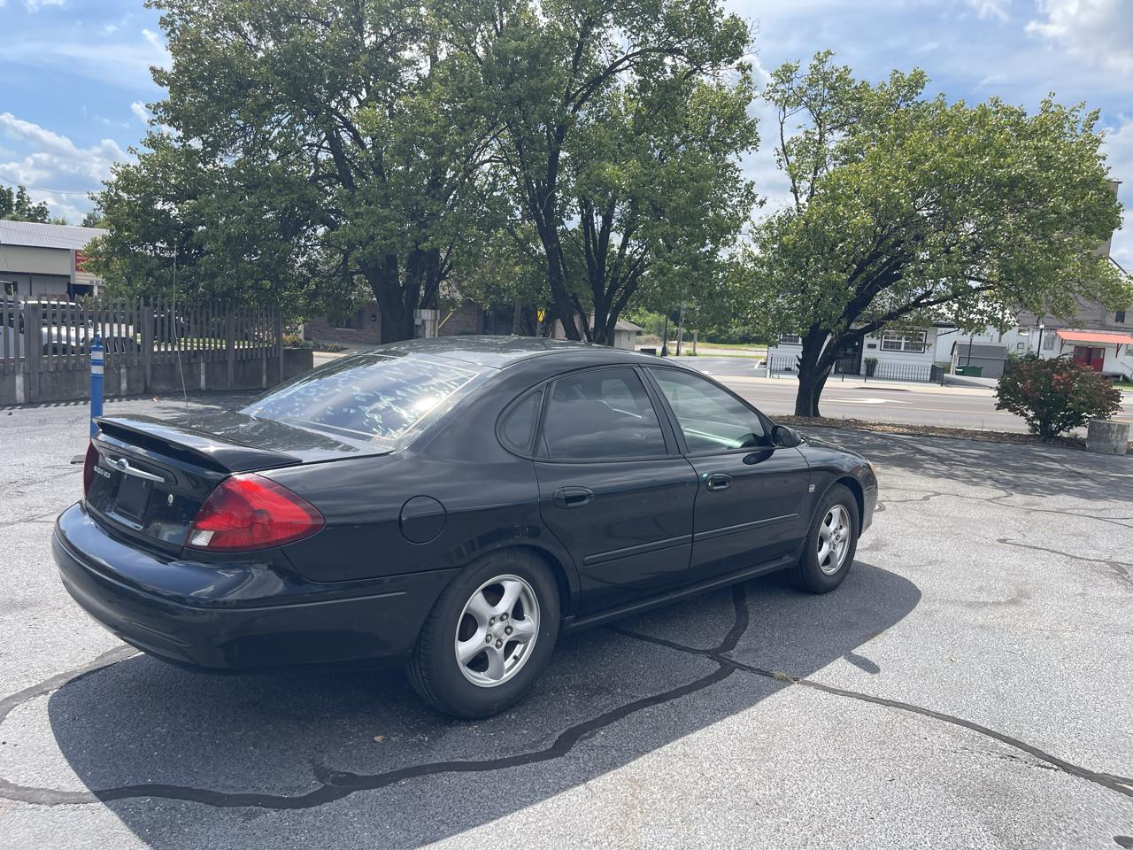 Ford Taurus SES 2003
